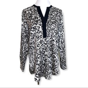 Vince Camuto Black/White Silky Top Size Small